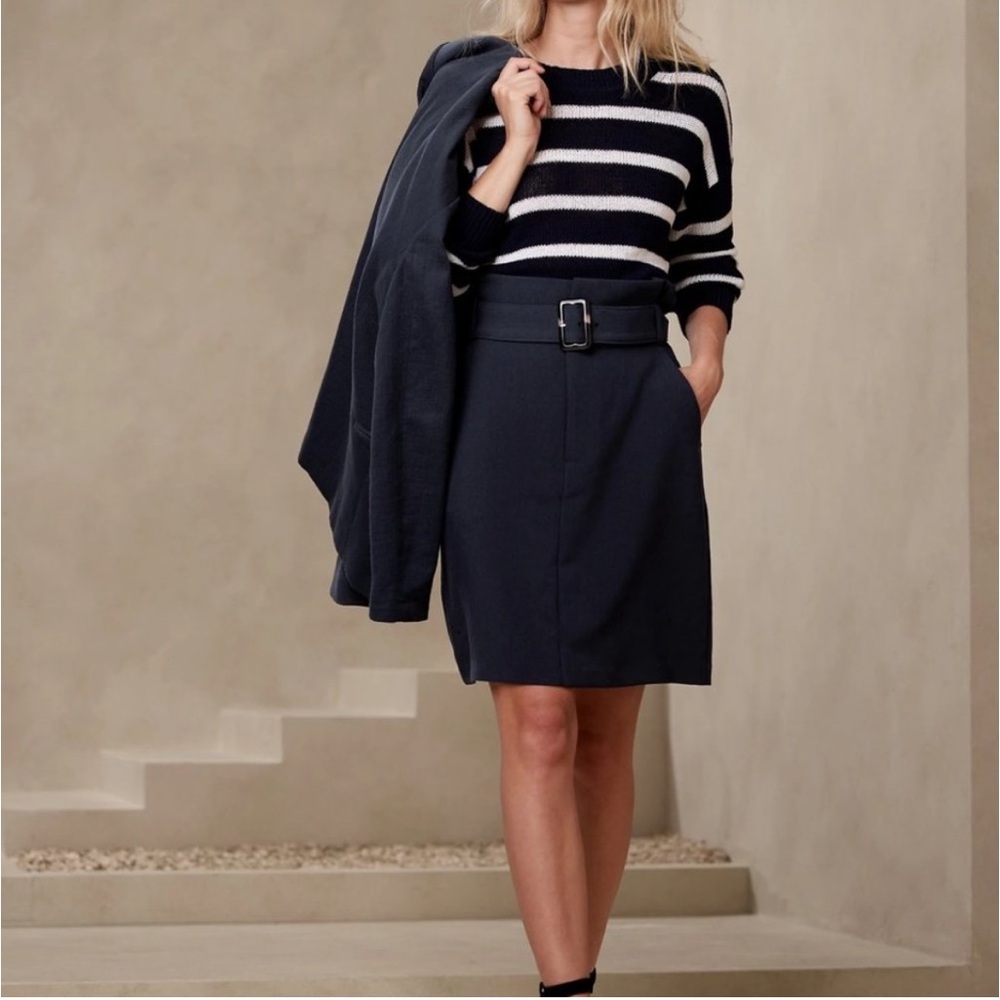 Banana Republic Factory - Belted Pencil Skirt